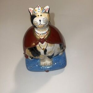 Kathy Hatch Creative Co-op Queen Cat Bank